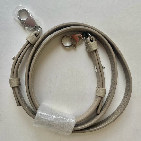 Giorgio Armani Le Sac NEW Leather Tote - Picture 11 of 15